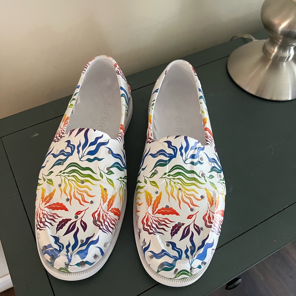 mens Sperry Size W11 M9 AUTHENTIC ORIGINAL FLOAT Pride Multicolor New no box